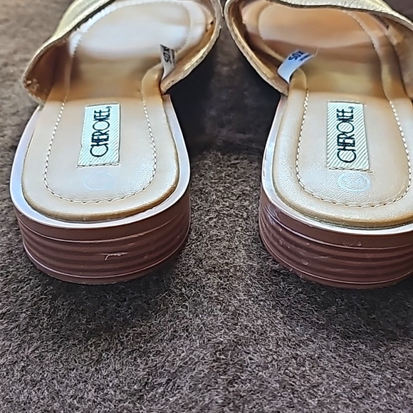 Sandals - Picture 9 of 16